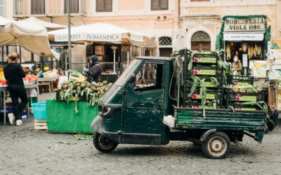 Mercati rionali di Roma d’estate: prodotti e sapori di stagione 🧺